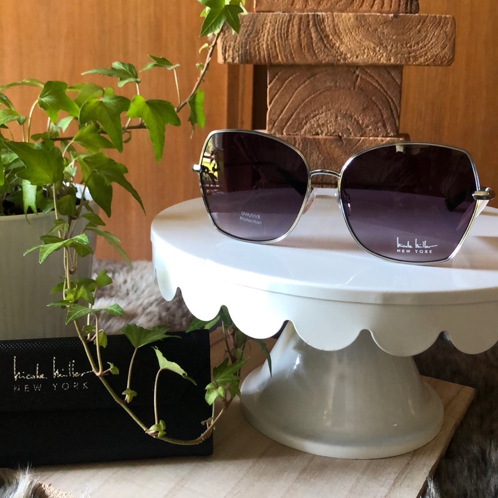 NWT Nicole Miller Sunglasses